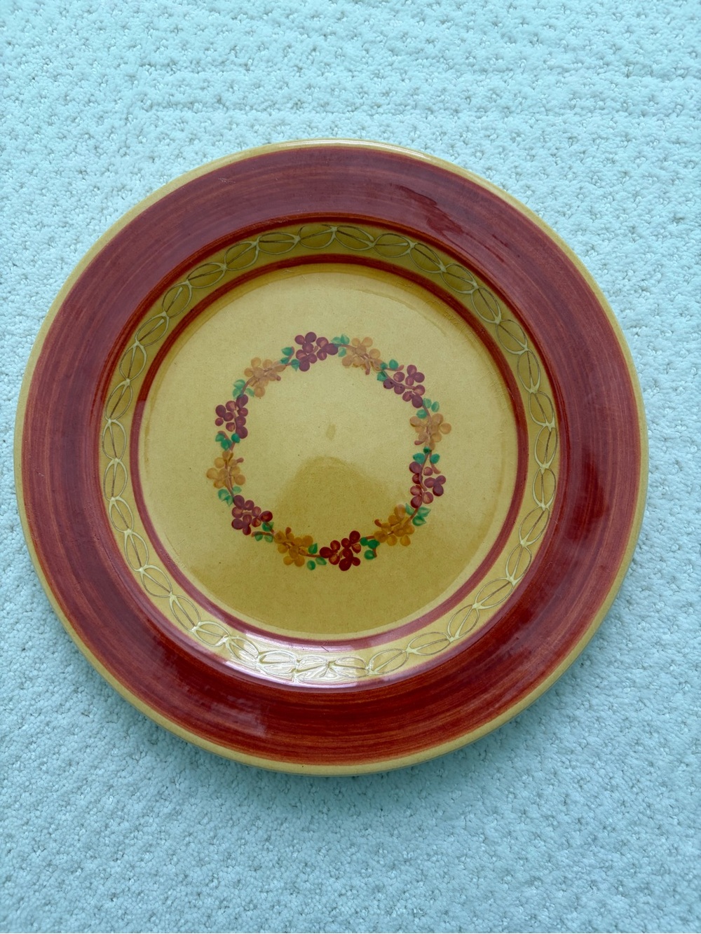 Terre è Provence Vintage WILLIAMS SONOMA Earthenware Gold Red Floral Plate
